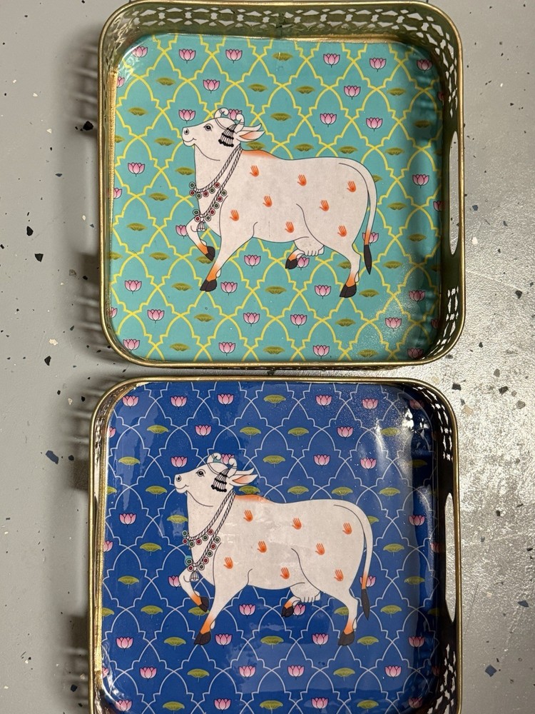 Pichwai Tray 8x8x2