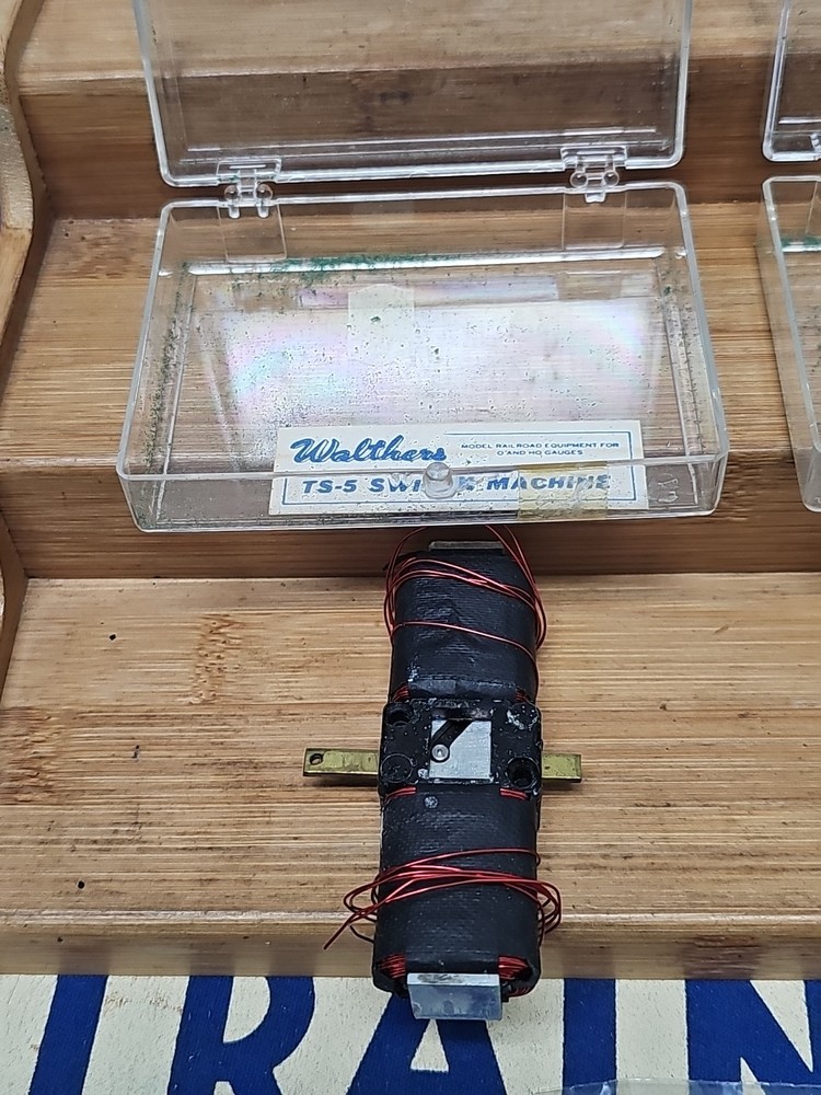 2 Walthers HO TS-5 Twin Solenoid Switch Machine Easy Connect