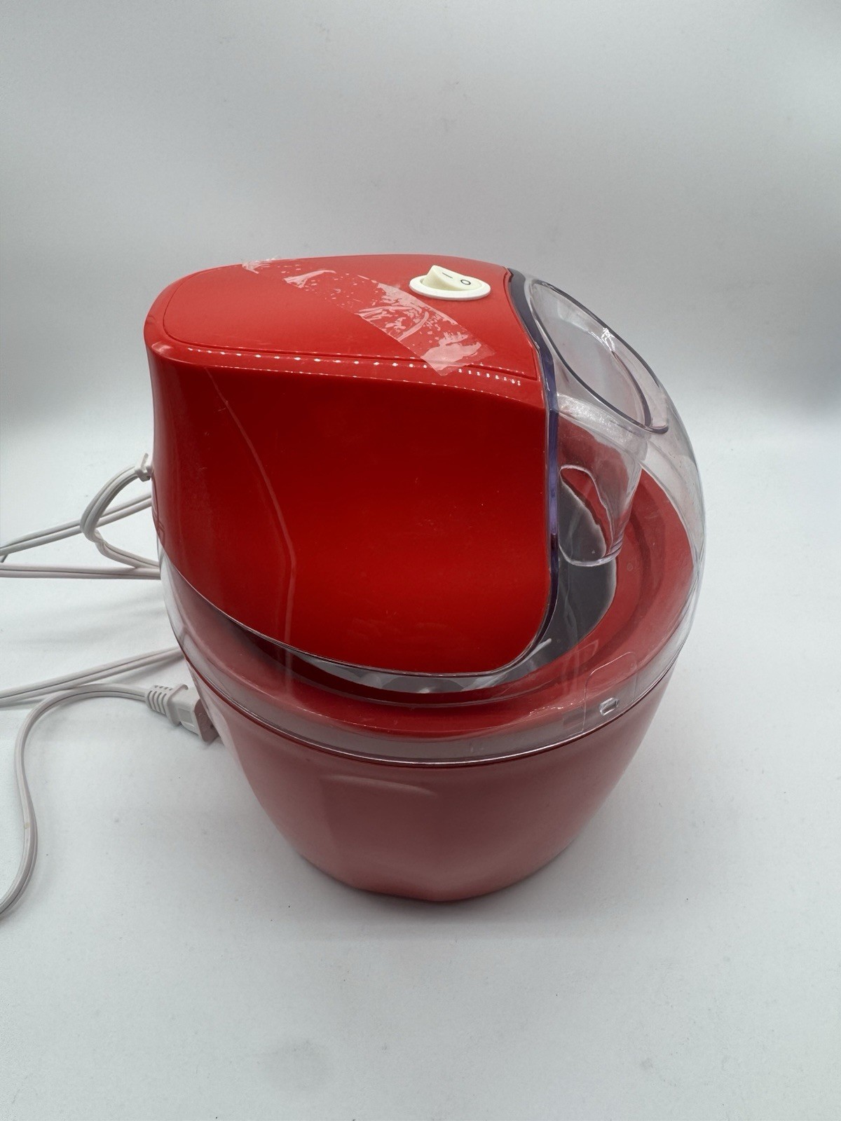 Americana Collection 1.5QT. Capacity Ice Cream Maker EIM-1400R Red w/ Manual