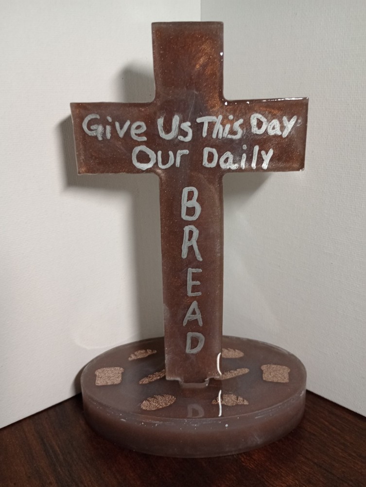 6" Cross with stand