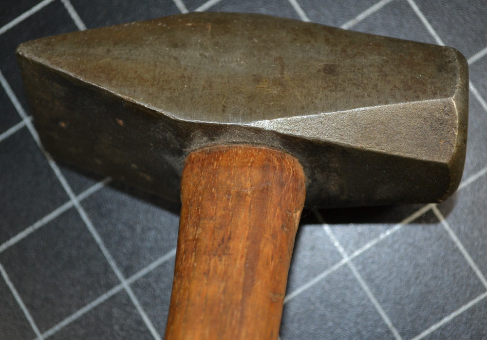 TRUE TEMPER - #2B - ENGINEERS' CROSS PEEN HAMMER - 40oz - ALL ORIGINAL