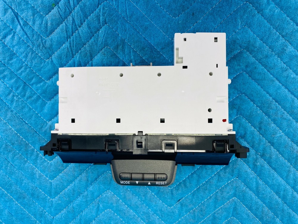 Lexus GX470 Clock Temperature Display 2003-2009 OEM