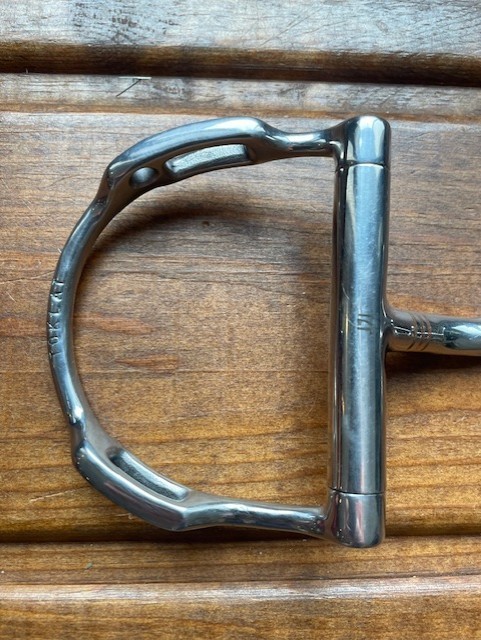Myler D ring level 2 snaffle bit