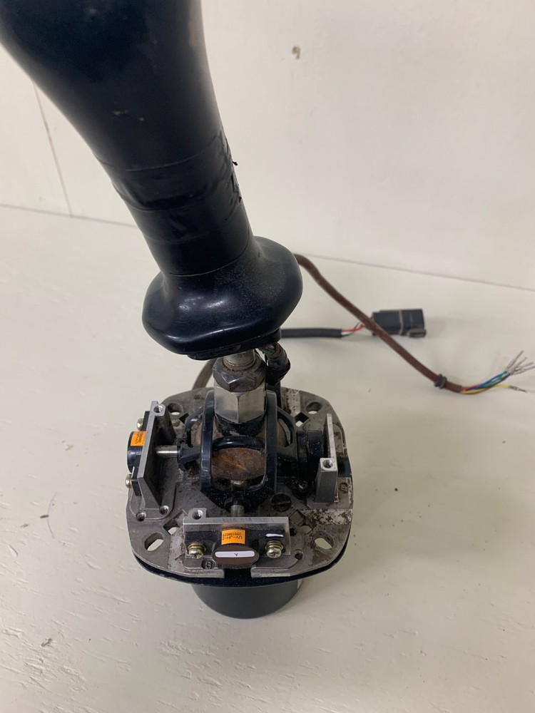 Caterpillar D5G joystick control module