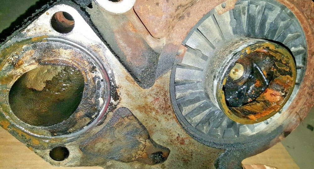 CUMMINS ISX ENGINE WATER PUMP 4920465