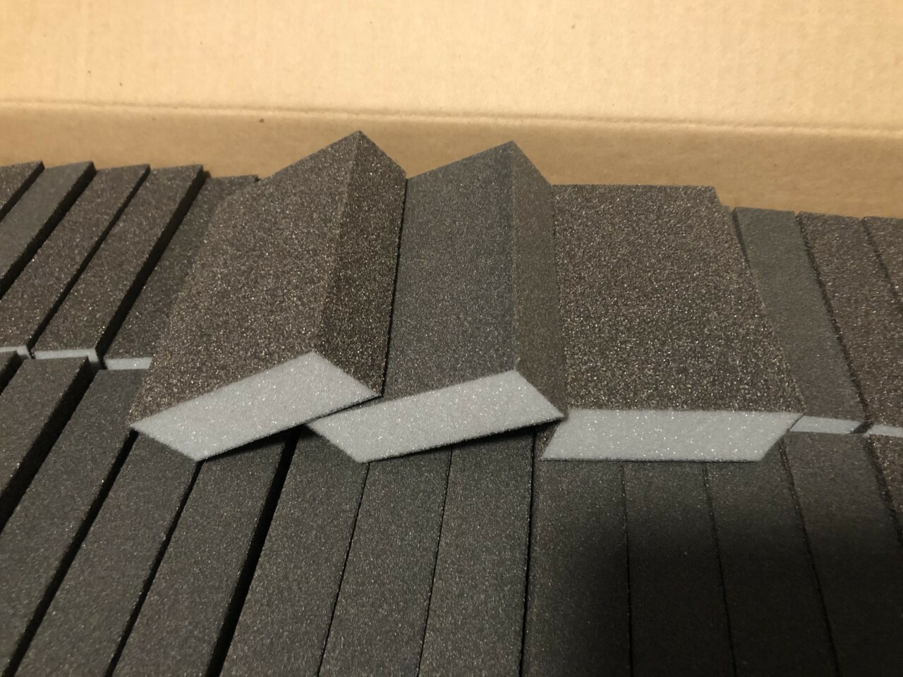 Wallvex Drywall Sanding block Dual Angle Med/Fine  (100 box) Free Shipping!