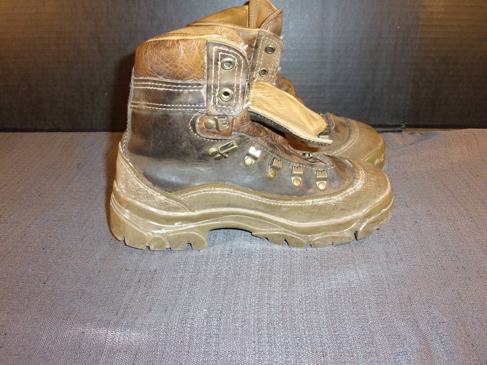 DEFECT BELLEVILLE MCB 950 VIBRAM GORE-TEX BROWN 4.5 REGULAR COMBAT BOOTS 4.5R