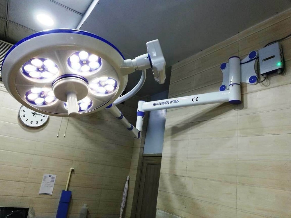 OT Light Model LED-550 Operating Light for Surgery OT Room Examination