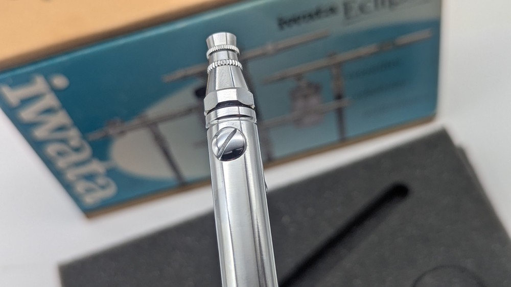 Iwata Eclipse HP-SA Single Action ECL-1000 NICE LOOK READ