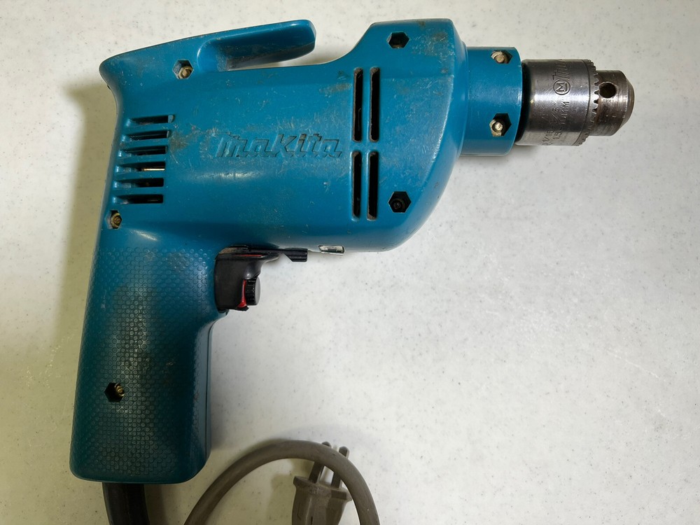 Makita DP3720 10mm Drill