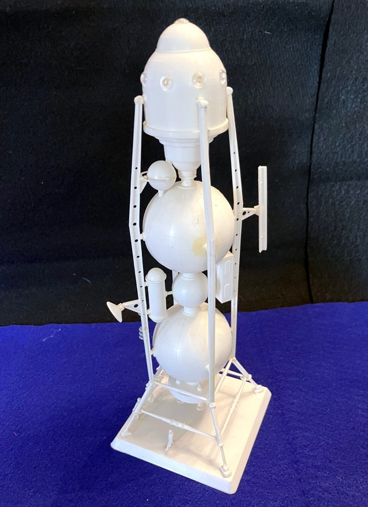 Lindberg Star Probe Space Shuttle Model Kit #1174 1976 Built