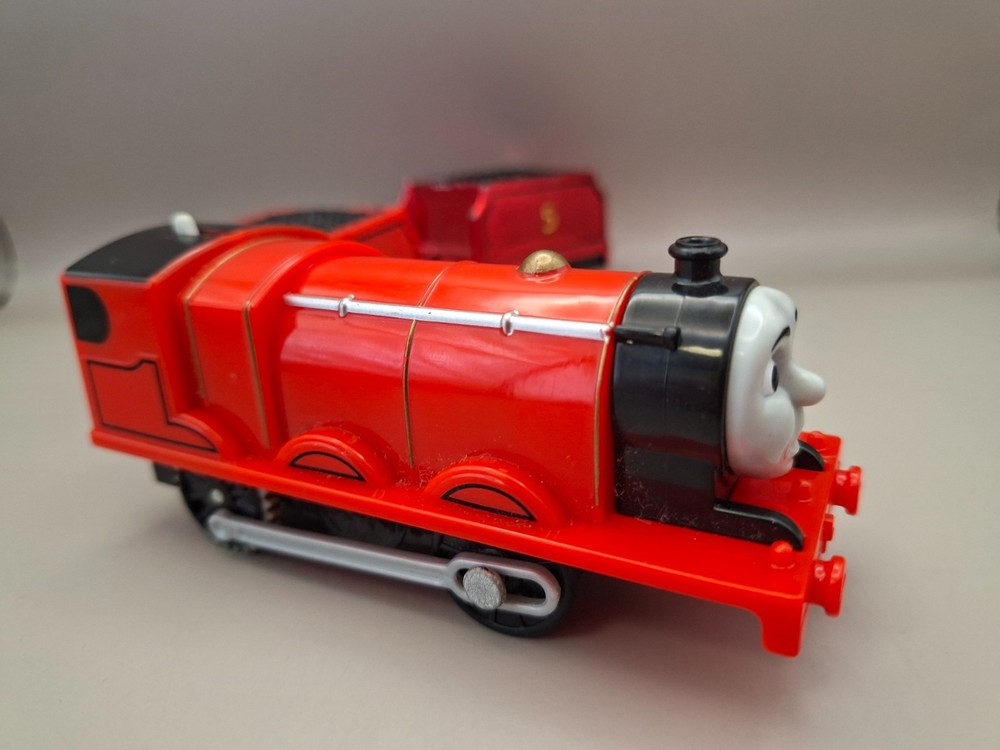 Scared James Trackmaster Train Motorized - 2013 Mattel Thomas the Tank Engine