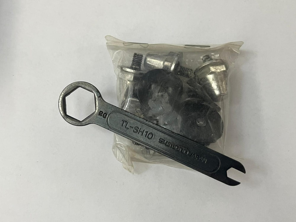 Shimano Spd Shoe Spikes Code No：2-4z410010 2-Pcs