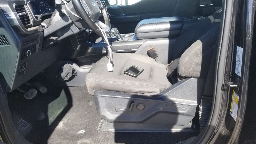 23 FORD F150 UPPER AIR SHUTTER 5.0L