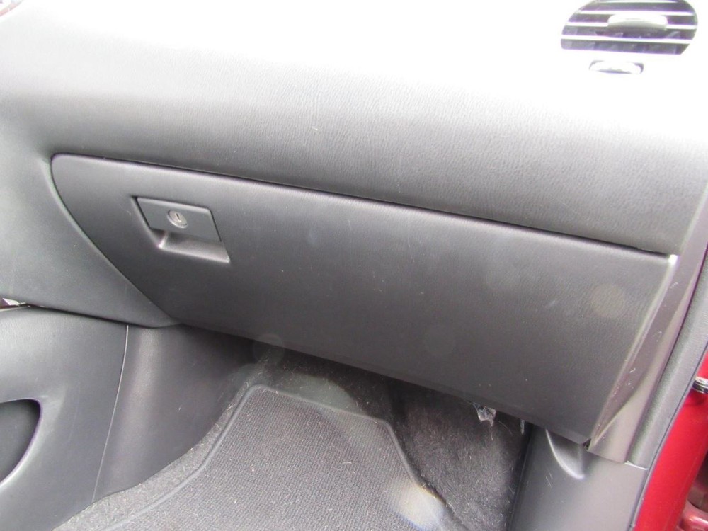 PATHFINDR 2015 Glove Box 1104357