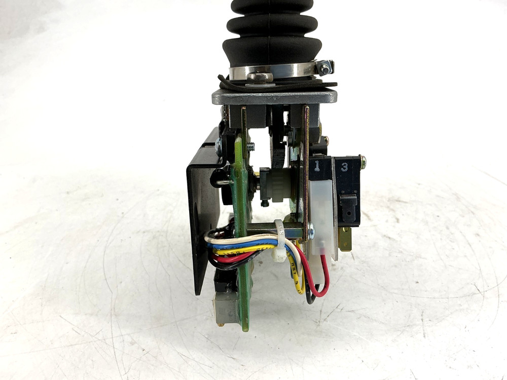 New OEM Controls EMS4M4827 Joystick Controller Single Axis XE85404 - No Box