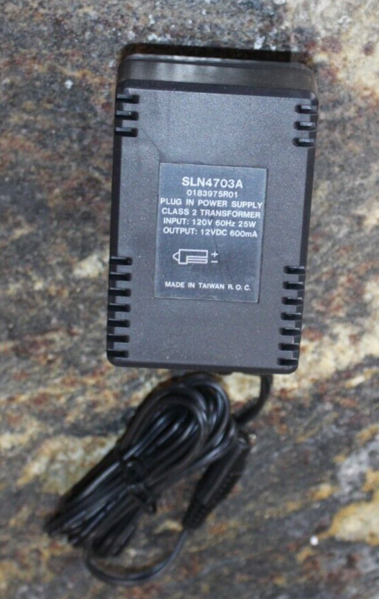 Plug In Power Supply, #SLN4703A