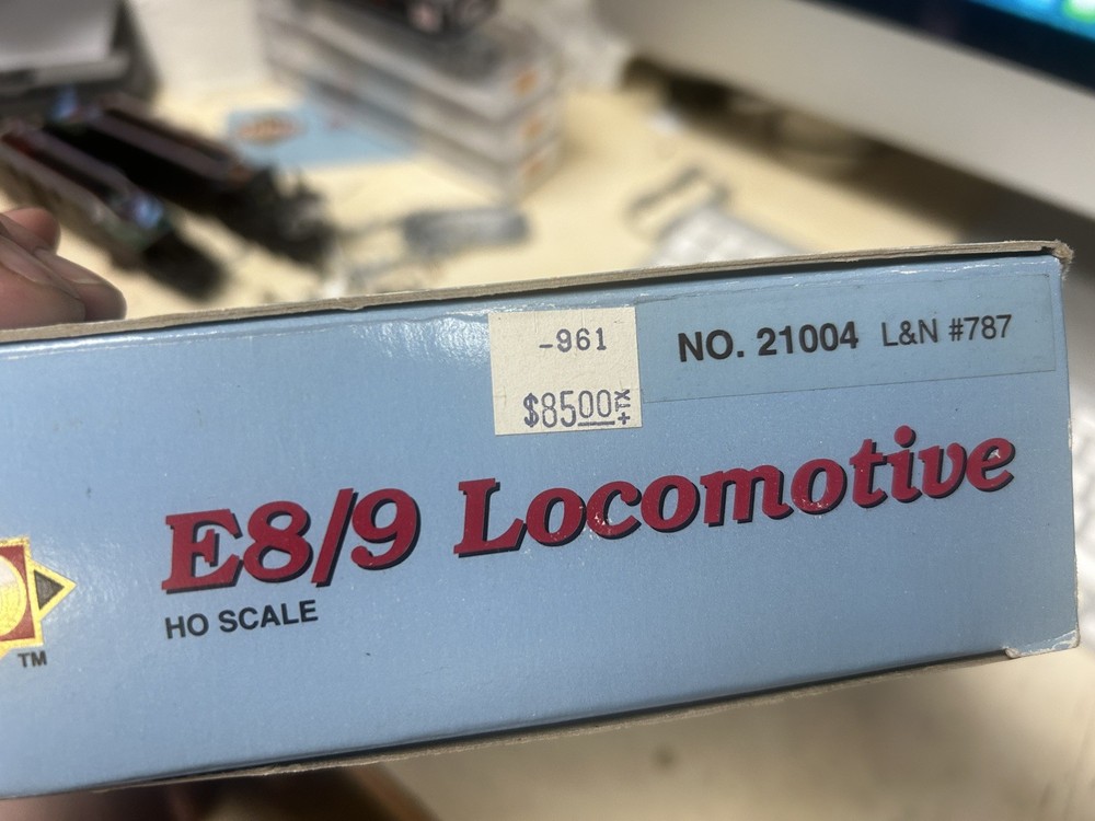 Proto 2000, #21004 HO, E8/9 L&N # 787