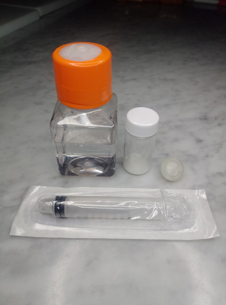 SALINE SOLUTION FOR QUEEN INSTRUMENTAL INSEMINATION (100 ML)