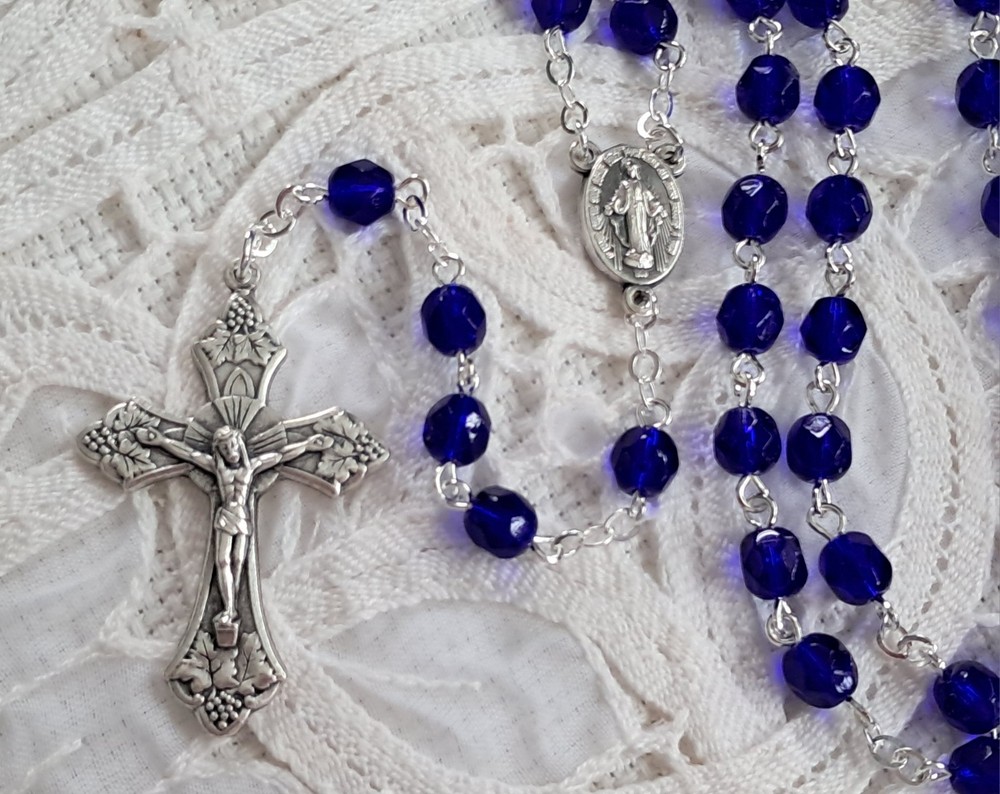 La Petit Cobalt Blue Glass Rosary in Silver