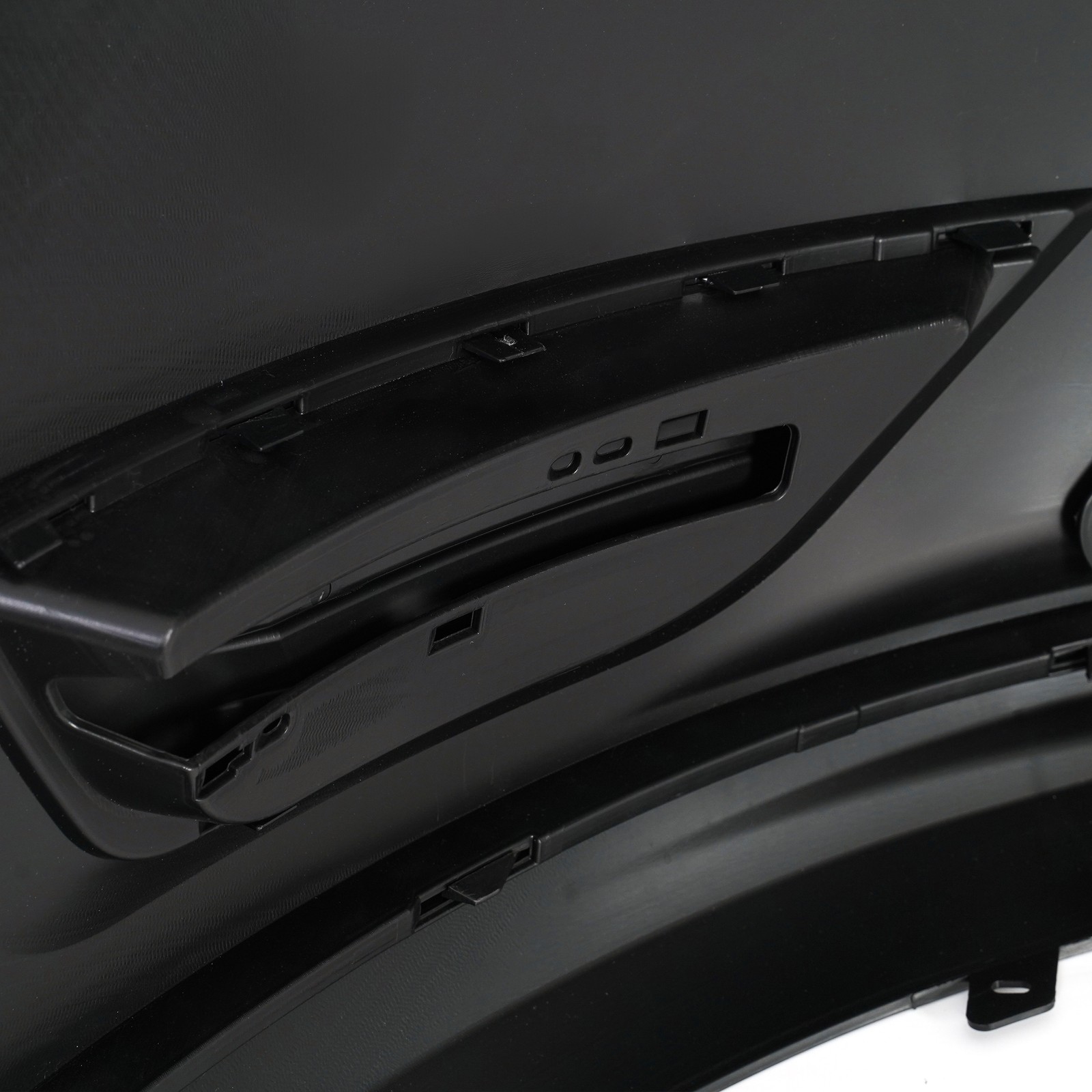 Front Bumper Cover Grille Assembly For 2013-2019 Ford Taurus SE | SEL | Limited