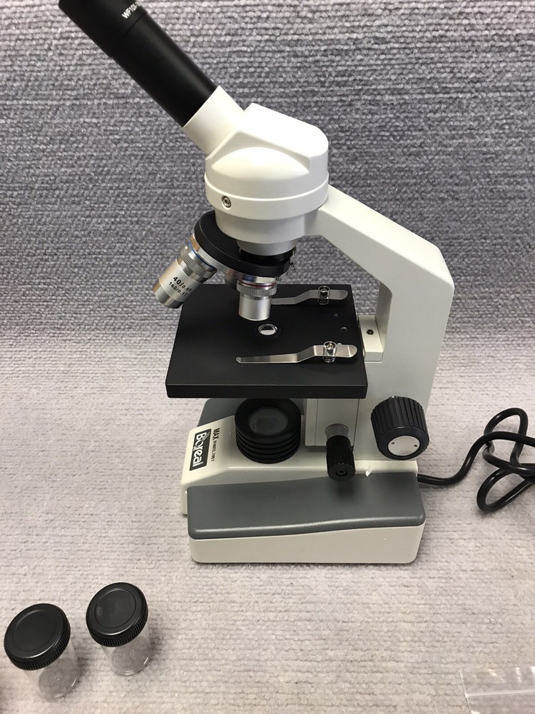 Boreal Compound Light Microscope SFC 111 Series 3 Objectives 4x 10x 100x Student