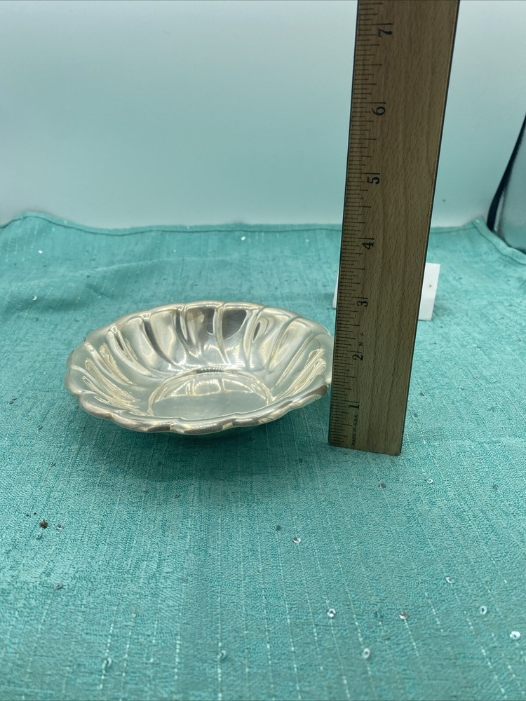 Gorham Silverplate Candy/Nut Dish YC647~~5 3/4" Diameter