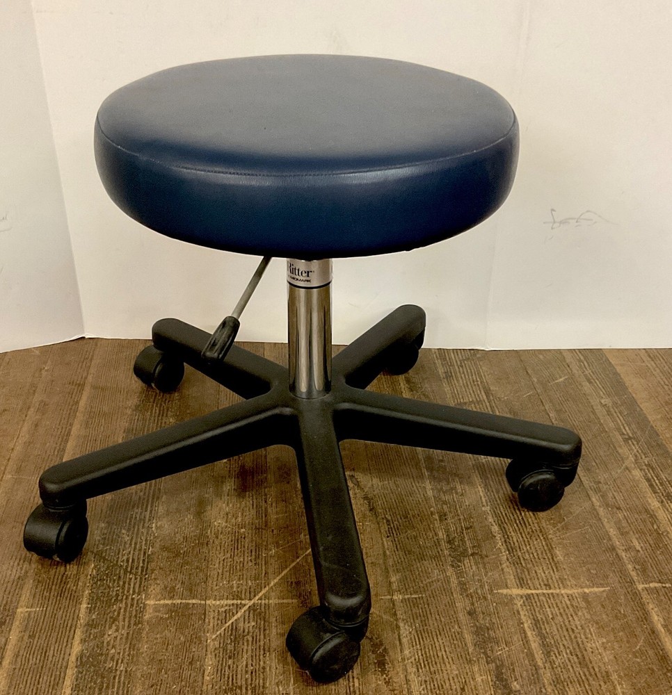 Pre-Owned Ritter 272 Exam Stool Pneumatically Adjustable Midmark New Upholstery