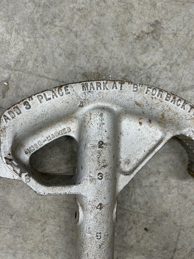 Vintage ELECTRUNITE CONDUIT BENDER NO.1474-M-2