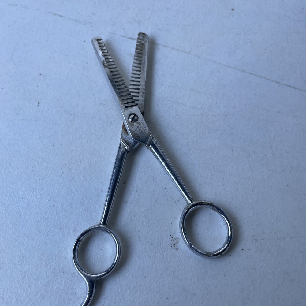 Chic Italy 6” barber shears scissors  (h40)