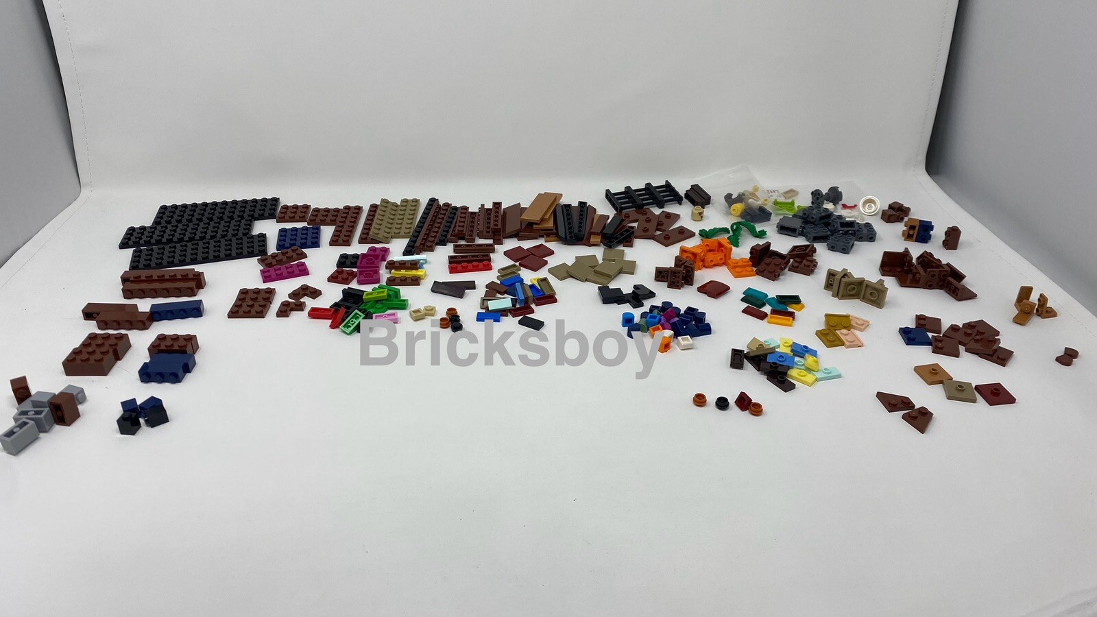 LEGO IDEAS 40698 Books Are My Passion, Brand new LEGO parts of complete set