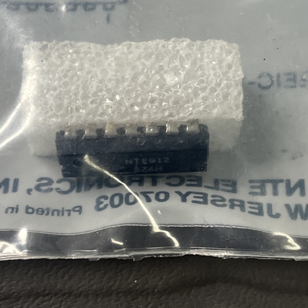 1 Each ~ NTE912 ~ IC ~ 3 Isolated Transistors, 1 Diff Pair ~ 14 Pin DIP ~ NOS
