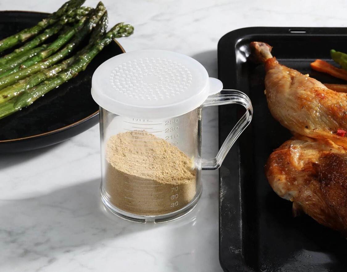 Plastic Shaker with 3 Snap-on Lid, Seasoning Sugar Spice Pepper Shaker, 10 OZ