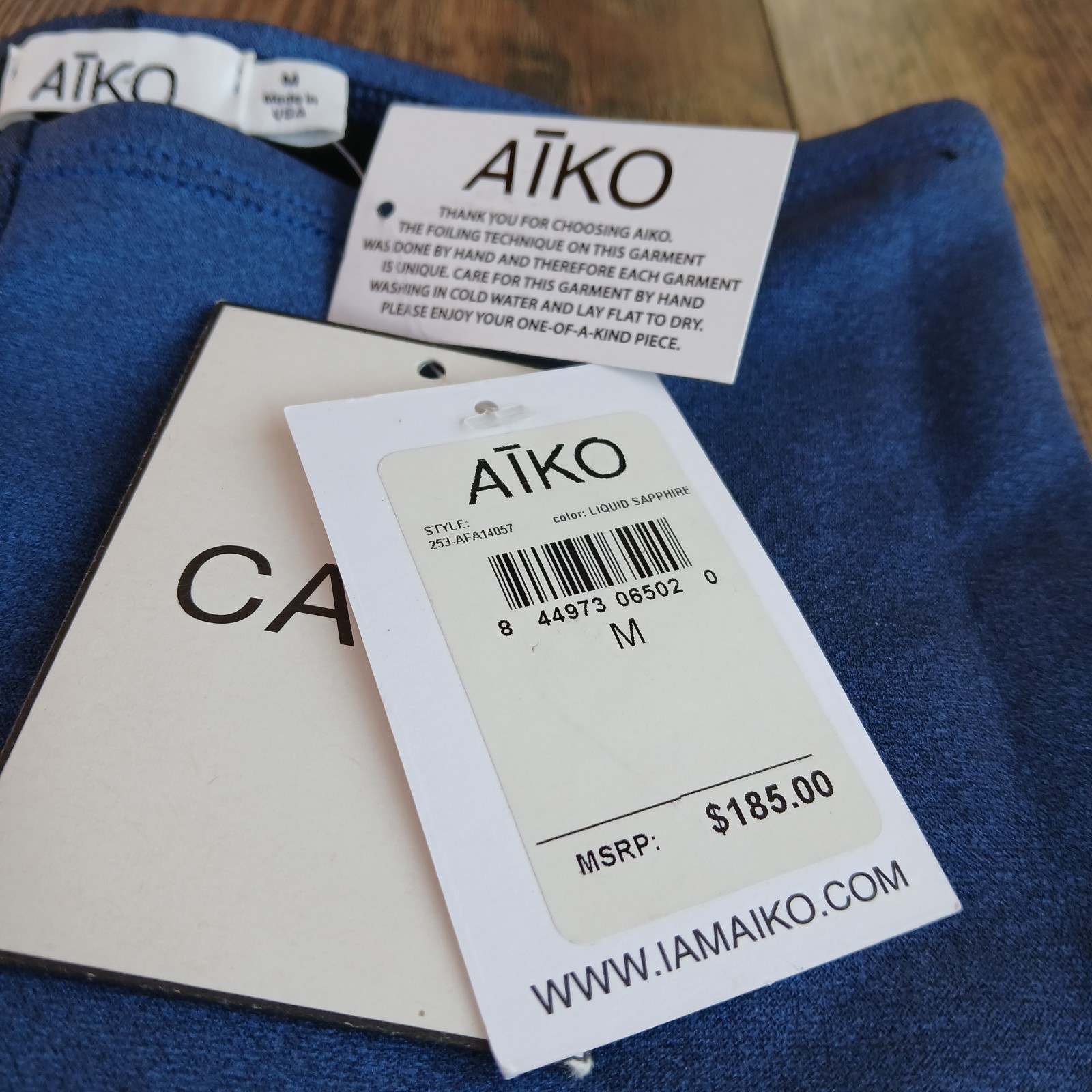 Aiko Duff Leggings Women's Size M Liquid Blue Stretch Metallic $185 NWT Italian