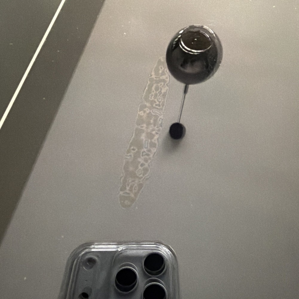 Apple iPad First Generation 64GB Silver (Read Description)