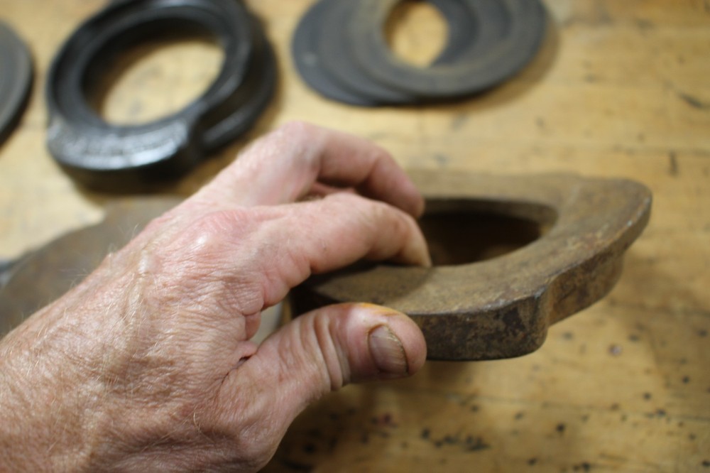 Mueller Tapping Tool B-100 TOOLING