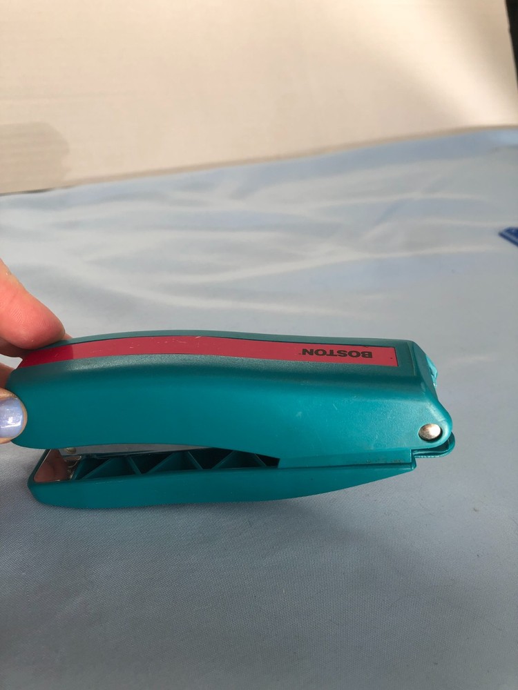 BOSTON Teal & Pink Stapler #AF