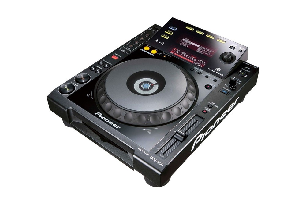 Pioneer CDJ900 Deck Pro Multi-Player : plays CD's, USB's, Computer,