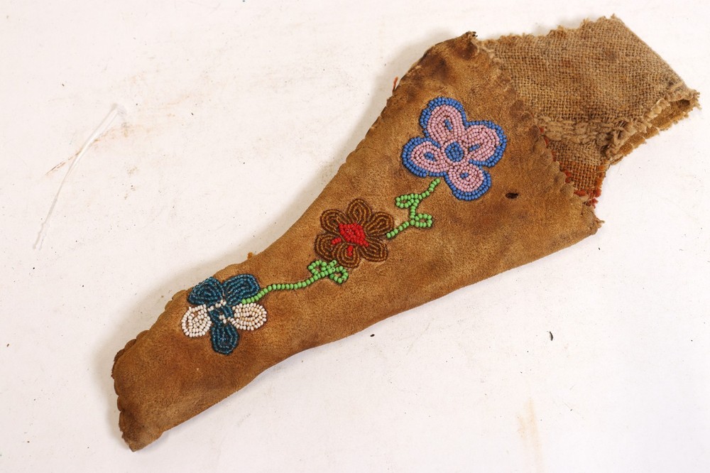 Cree Style Beaded Holster and Belt