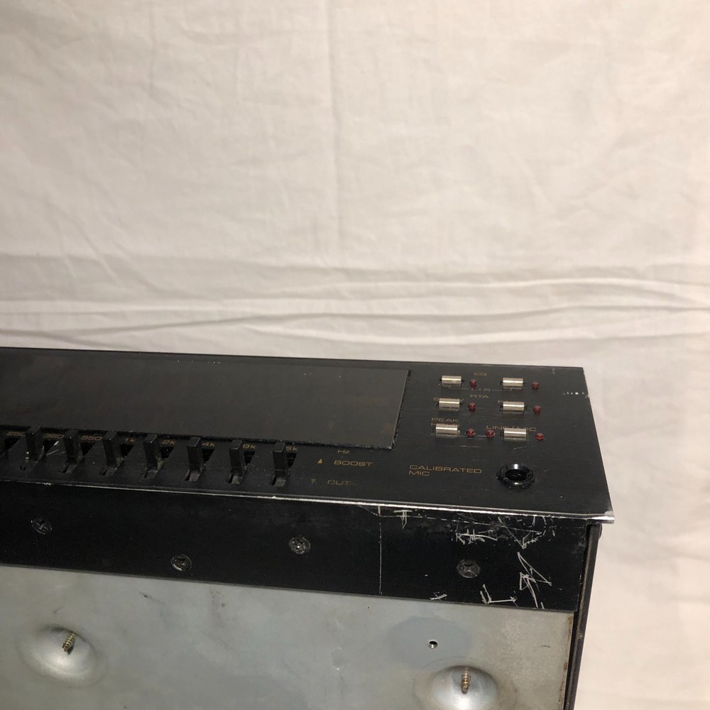 DBX 14/10 Computerized Equalizer / Analyzer Turns On (Untested)