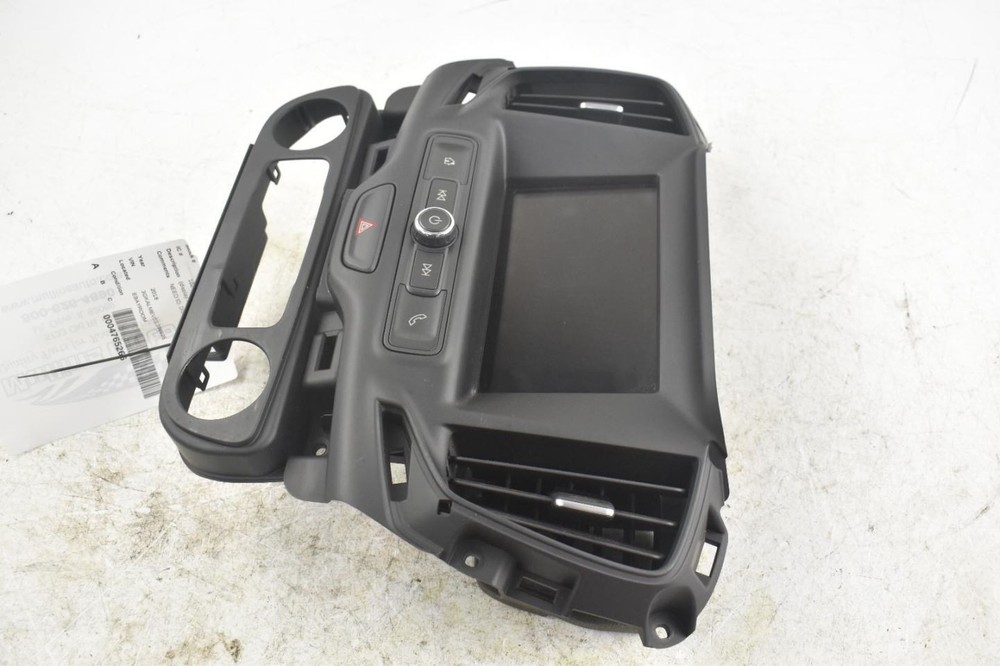 2018 GMC Terrain Used Display Screen - No Anti-Theft Code, Reprogram Required