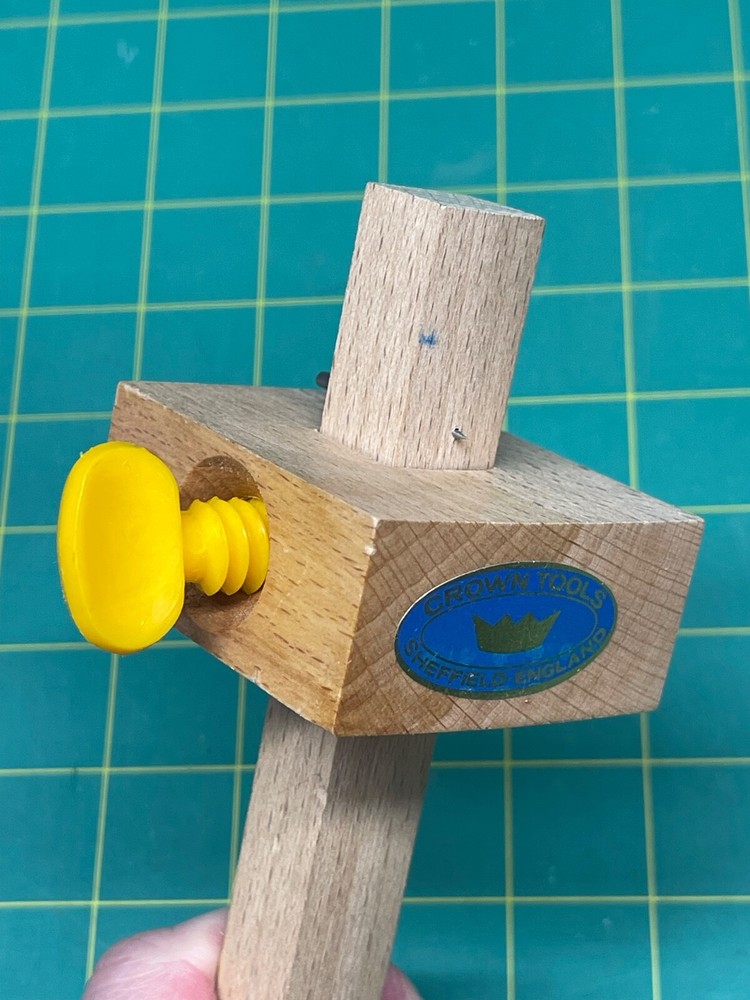 Crown Tools 135 Marking Gauge - Beech