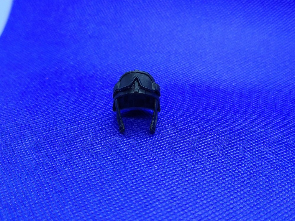 Goggles helmet - 1/12 scale