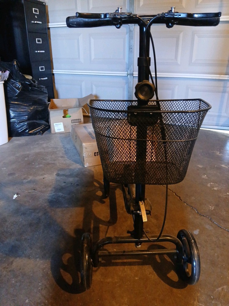 lightly used knee scooter