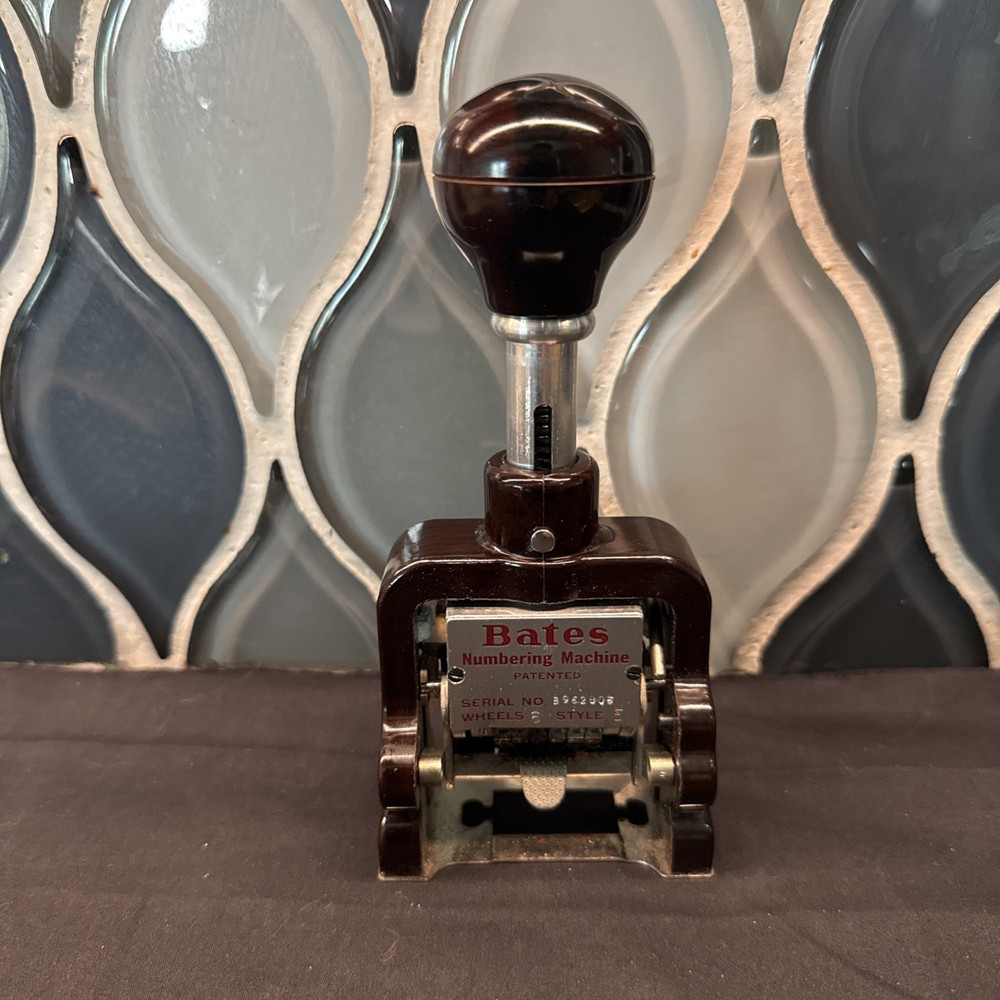 Vintage Bates Automatic Numbering Machine Stamp W/Box. 6 Wheels