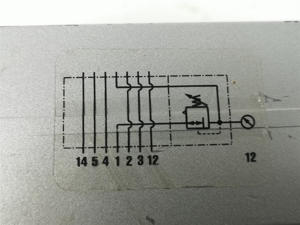 BOSCH 0821302060 Pressure Regulator