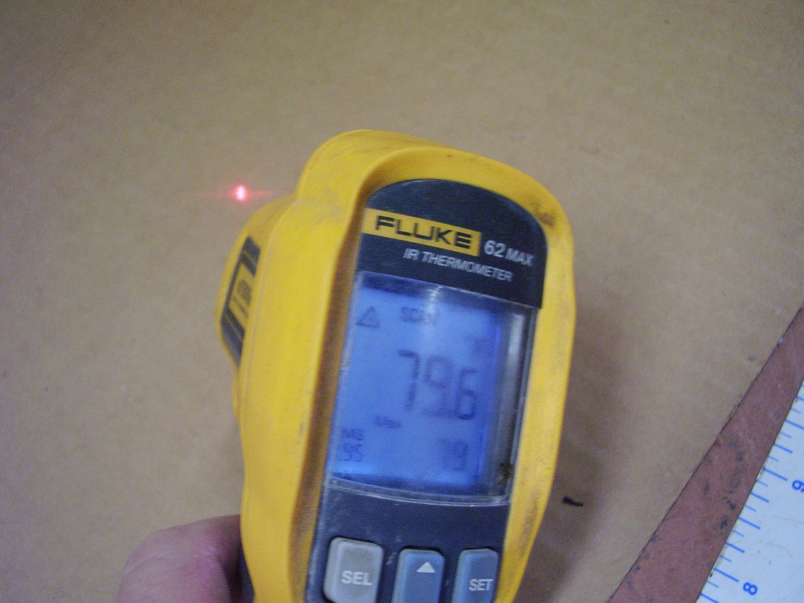 Fluke 62 Max IR Thermometer Missing Battery Cover READ DESC