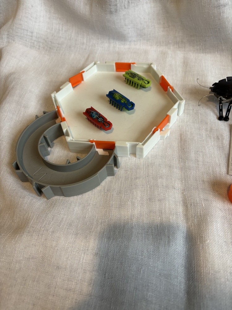 Hex Bug Nanos And Hexagon Arena With Loop and Black Robotic Bug Crawler