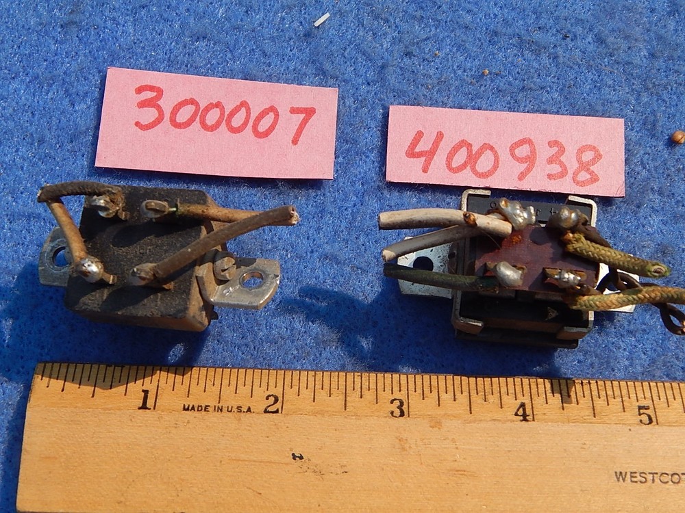 Seeburg Amplifier #300007 & 301020 - Power Plug & Connectors as a test cable