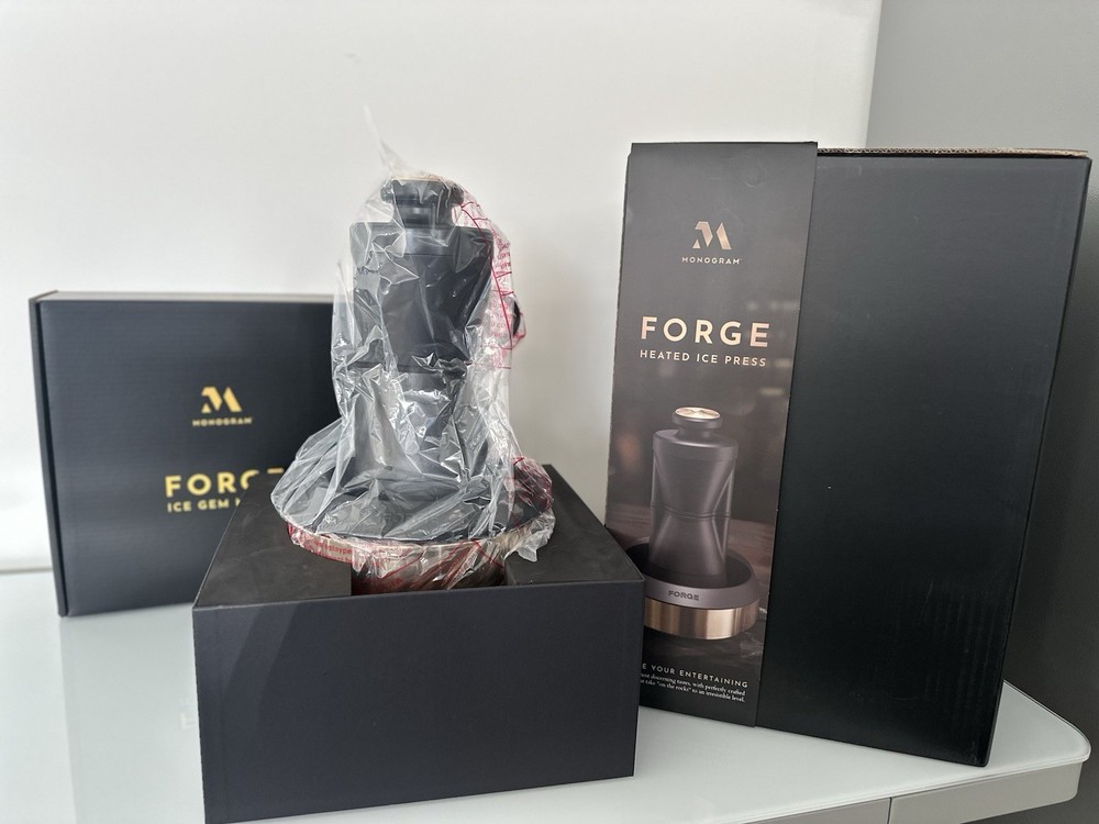 MONOGRAM FORGE HEATED ICE PRESS AND MOLD # FORGE02PA1CK